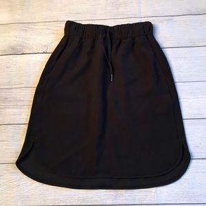 Lululemon On The Fly Skirt Black Size 2